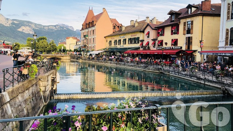 To nejkrásnější z LYONU + středověké ANNECY + vinařská oblast BEAUJOLAIS